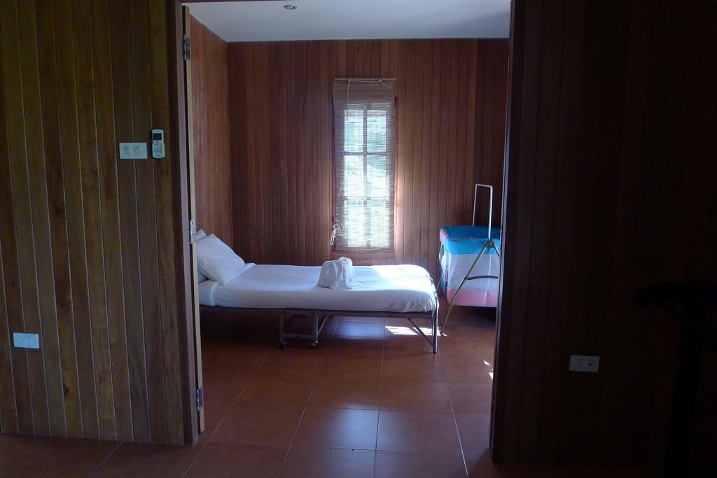 Symphony Villa Nai Harn Extérieur photo
